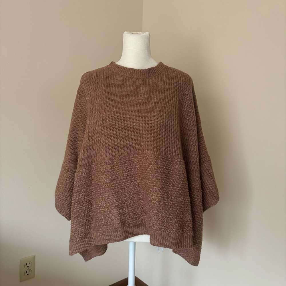 Universal Thread Poncho Knit Sweater‎